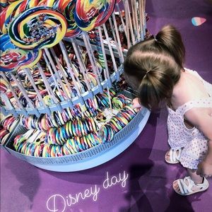 Meet your Posher, Dominique